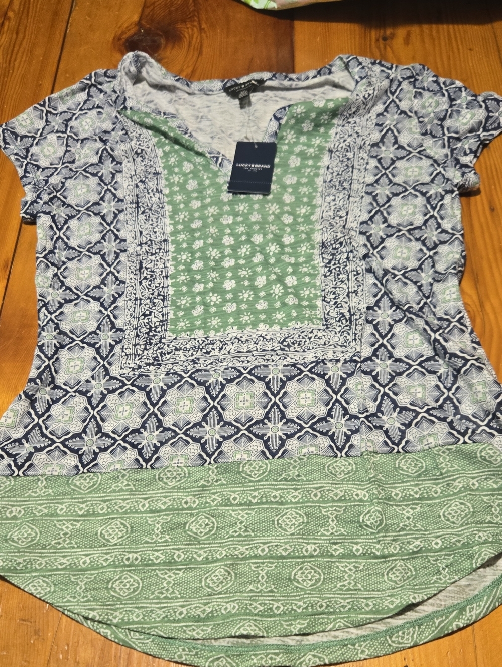 Nwt Lucky Brand Navy & Green Mixed Print V-Neck Short Sleeve Topsz S